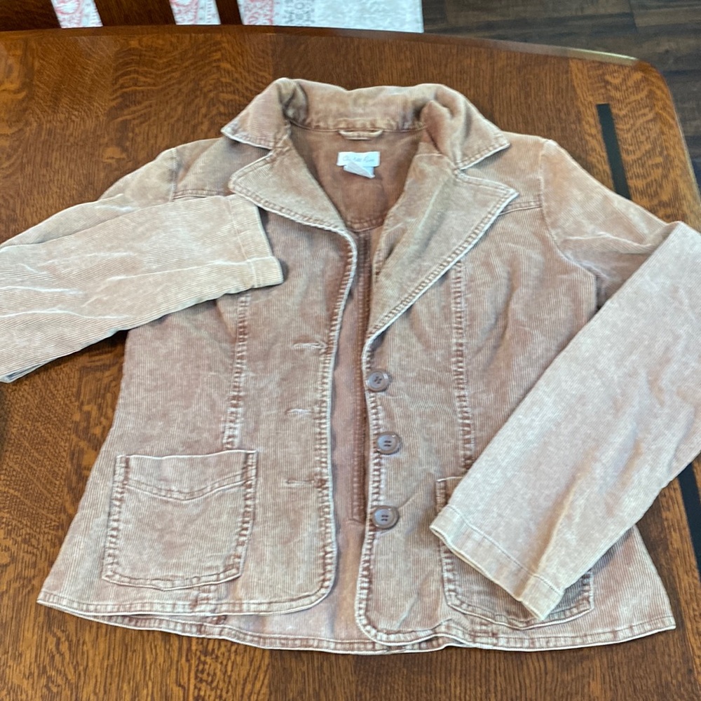 Woman’s light jacket